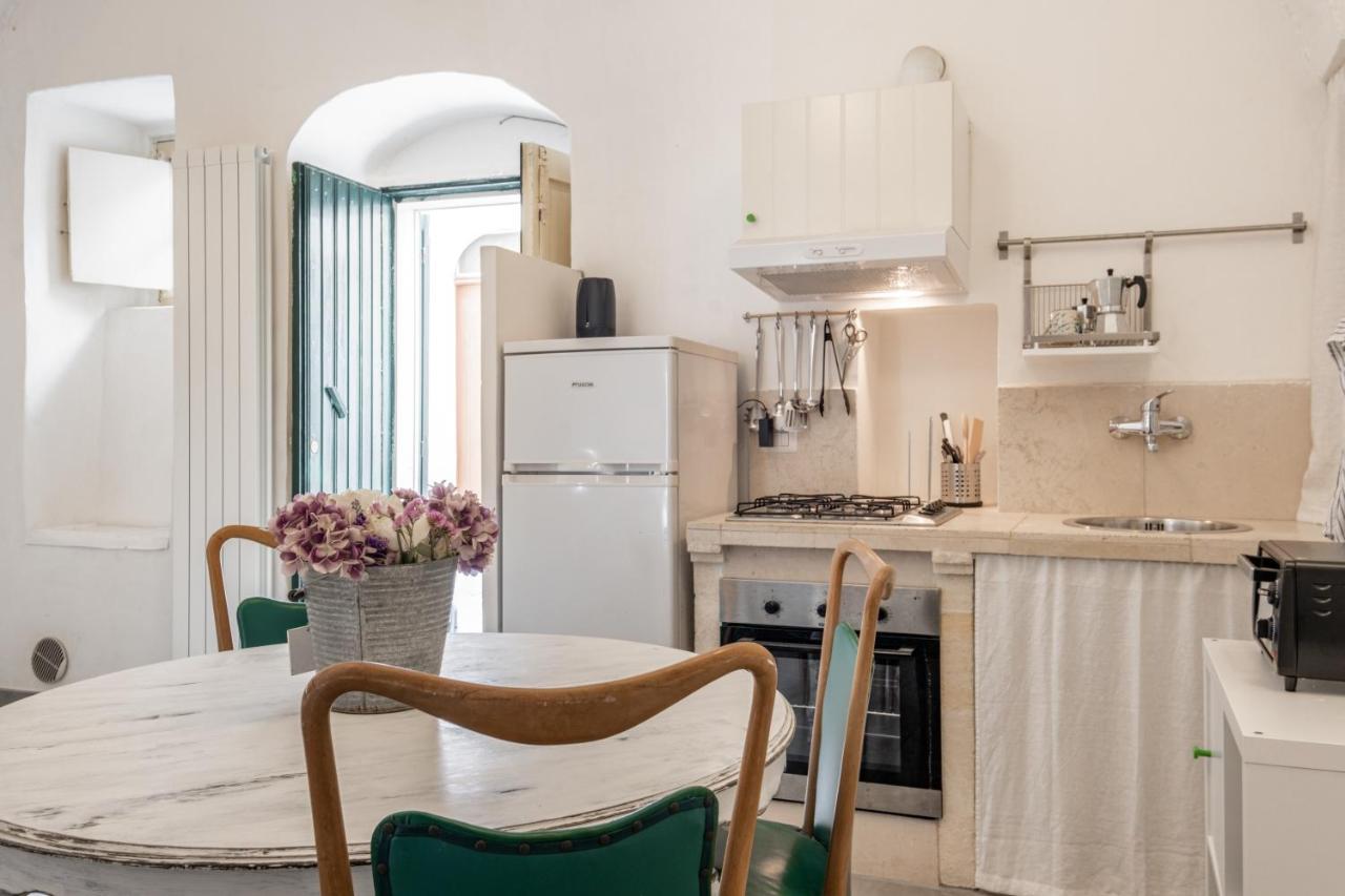 La Casa Nel Vico Pretty Apartment Ostuni Εξωτερικό φωτογραφία